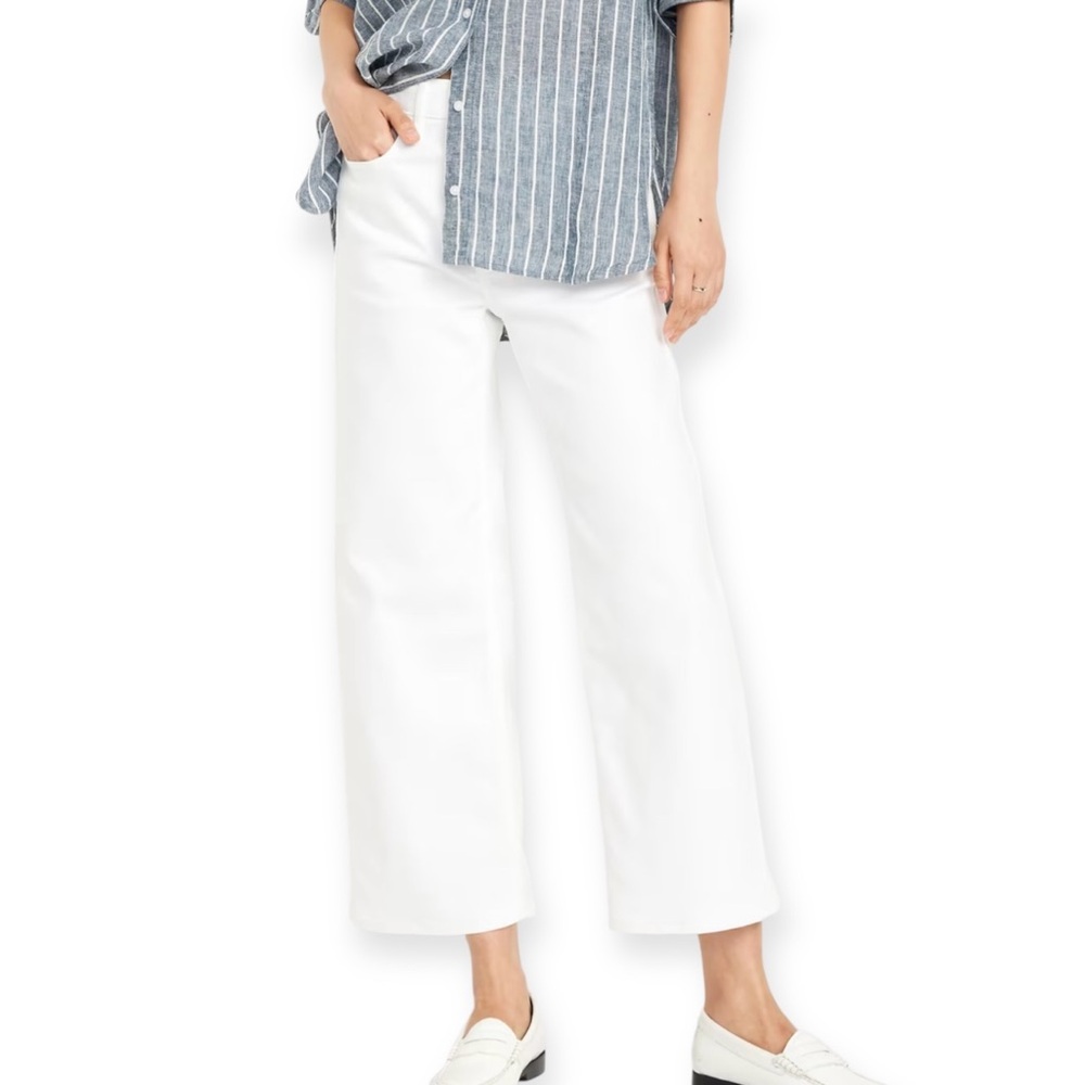 Old Navy High Waisted Wide-Leg Cropped Jeans NWT